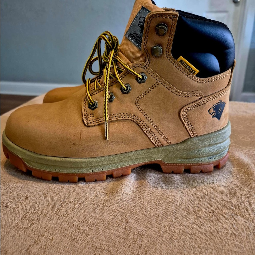 Wolverine Men's Brown and Black Work Boots